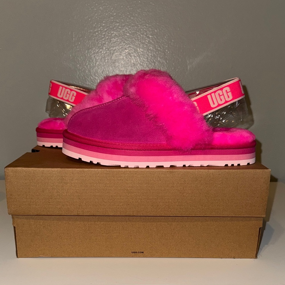 UGG Girls Pink Fluffy Slippers
